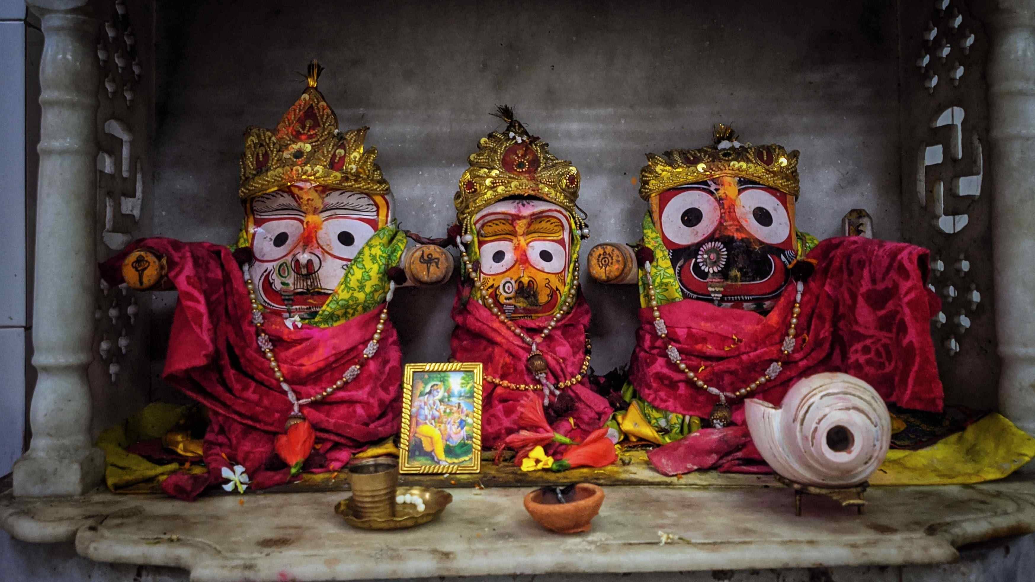 From left to right, Balarāma, Satyabhāma and Krishna – A family photo!